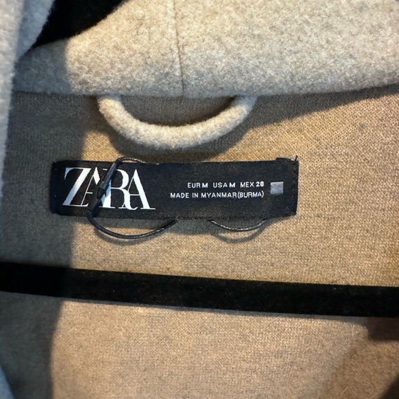 Zara Coat - Picture 3 of 3